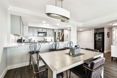 Condominio en venta en Clearwater, Florida, 2 dormitorios, 115.2 m2 № 1899664 - foto 13