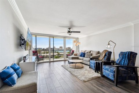 Condominio en venta en Clearwater, Florida, 2 dormitorios, 115.2 m2 № 1899664 - foto 17