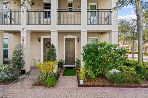 Touwnhouse à Pembroke Pines, Floride 3 chambres, 154.22 m2 № 2002409