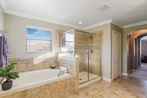 Casa en venta en Tampa, Florida, 5 dormitorios, 317.35 m2 № 1571574 - foto 22