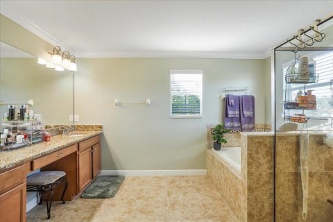 Casa en venta en Tampa, Florida, 5 dormitorios, 317.35 m2 № 1571574 - foto 20