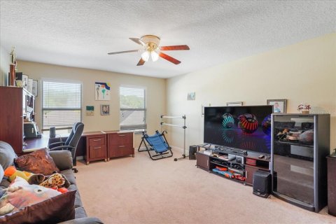 Casa en venta en Tampa, Florida, 5 dormitorios, 317.35 m2 № 1571574 - foto 11