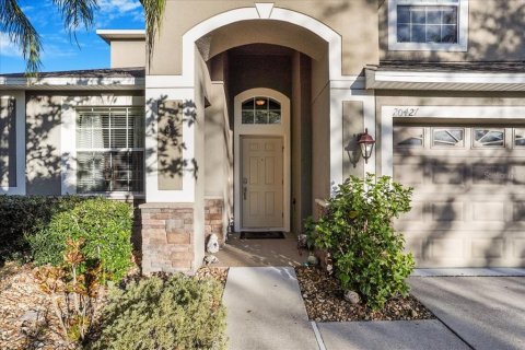 Casa en venta en Tampa, Florida, 5 dormitorios, 317.35 m2 № 1571574 - foto 3