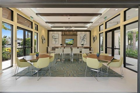 Купить виллу или дом в Палм-Бич-Гарденс, Флорида 8 комнат, 334.36м2, № 1939414 - фото 25