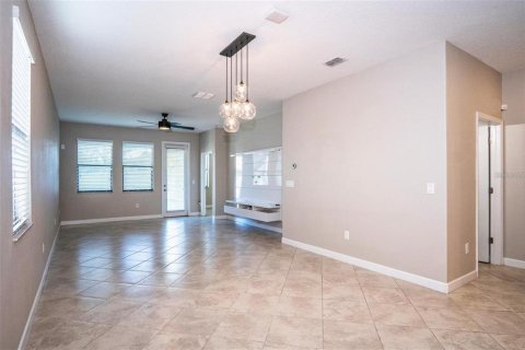 Casa en alquiler en Sun City Center, Florida, 3 dormitorios, 149.76 m2 № 1916437 - foto 16