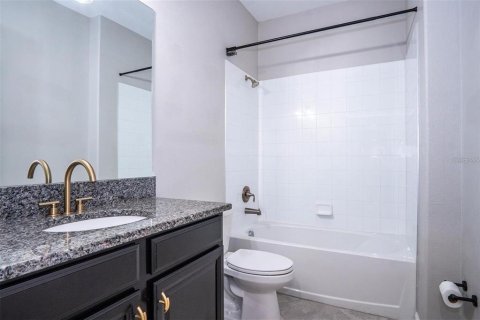 Casa en alquiler en Sun City Center, Florida, 3 dormitorios, 149.76 m2 № 1916437 - foto 28