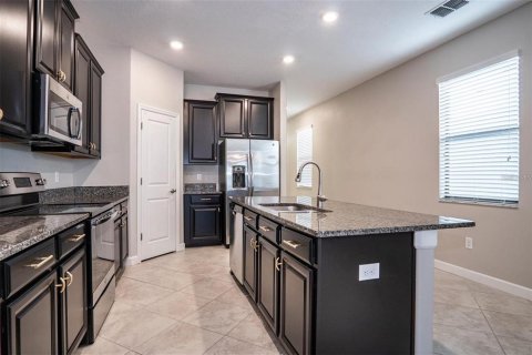 Casa en alquiler en Sun City Center, Florida, 3 dormitorios, 149.76 m2 № 1916437 - foto 8
