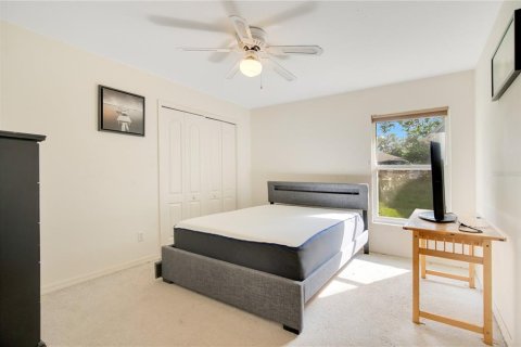 House in Apopka, Florida 4 bedrooms, 229.75 sq.m. № 1376942 - photo 20