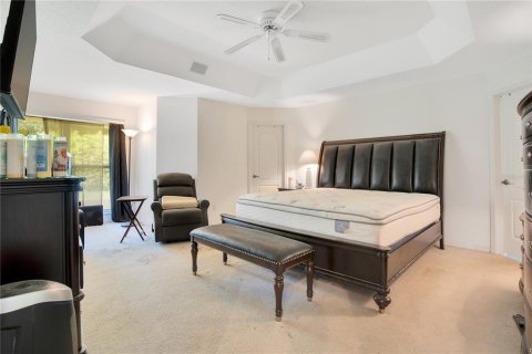 House in Apopka, Florida 4 bedrooms, 229.75 sq.m. № 1376942 - photo 15