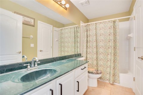 House in Apopka, Florida 4 bedrooms, 229.75 sq.m. № 1376942 - photo 23