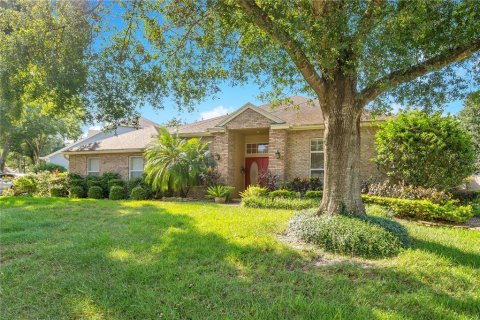 House in Apopka, Florida 4 bedrooms, 229.75 sq.m. № 1376942 - photo 2