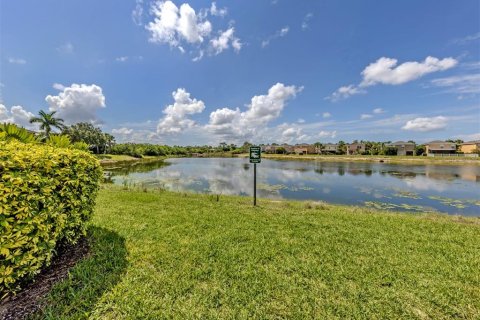 Townhouse in Venice, Florida 3 bedrooms, 120.96 sq.m. № 2095504 - photo 5