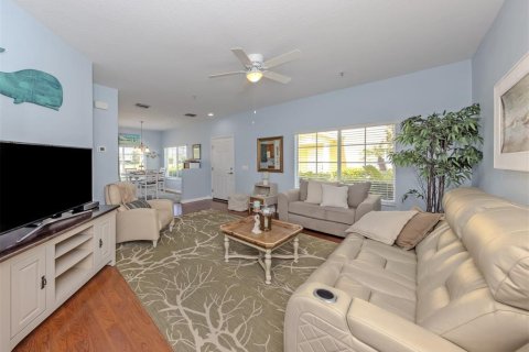 Townhouse in Venice, Florida 3 bedrooms, 120.96 sq.m. № 2095504 - photo 14