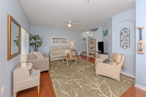 Townhouse in Venice, Florida 3 bedrooms, 120.96 sq.m. № 2095504 - photo 11