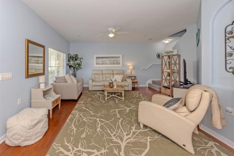 Townhouse in Venice, Florida 3 bedrooms, 120.96 sq.m. № 2095504 - photo 12