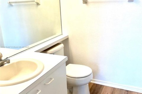 Adosado en venta en Tamarac, Florida, 2 dormitorios, 103.12 m2 № 2034327 - foto 9