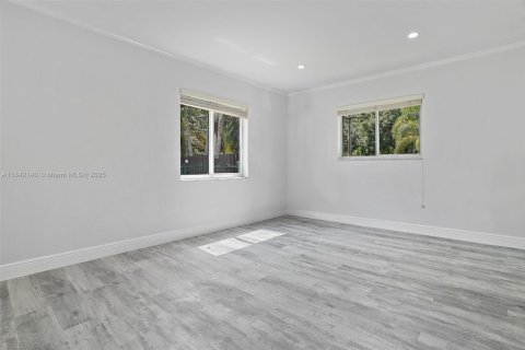House in Plantation, Florida 4 bedrooms, 197.51 sq.m. № 1834093 - photo 19