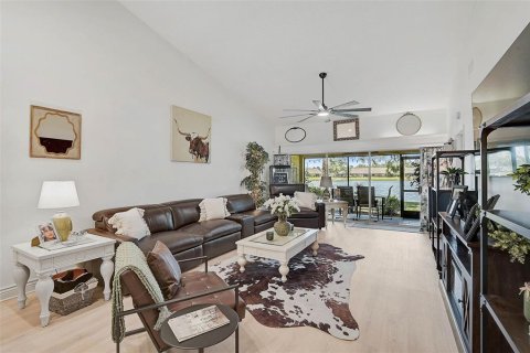 Villa ou maison à vendre à Sarasota, Floride: 3 chambres, 141.03 m2 № 1723433 - photo 10