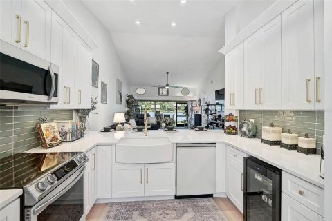 Villa ou maison à vendre à Sarasota, Floride: 3 chambres, 141.03 m2 № 1723433 - photo 7