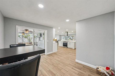 Casa en venta en Saint Petersburg, Florida, 3 dormitorios, 147.71 m2 № 1796526 - foto 14
