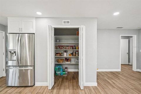 Casa en venta en Saint Petersburg, Florida, 3 dormitorios, 147.71 m2 № 1796526 - foto 20