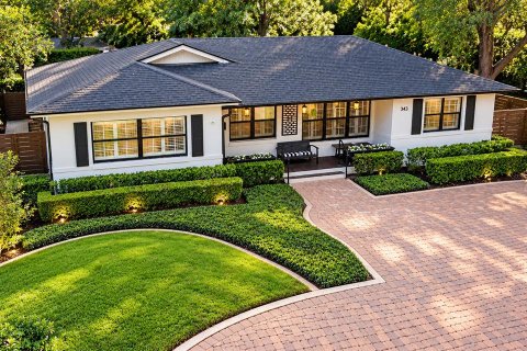 Villa ou maison à louer à Winter Park, Floride: 3 chambres, 201.32 m2 № 2434731 - photo 2