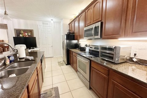 Condominio en alquiler en Orlando, Florida, 3 dormitorios, 185.9 m2 № 1914026 - foto 9