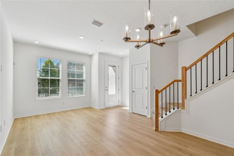 Adosado en venta en Orlando, Florida, 2 dormitorios, 129.13 m2 № 2142352 - foto 14