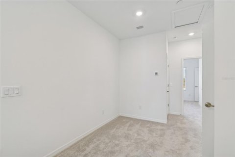 Adosado en venta en Orlando, Florida, 2 dormitorios, 129.13 m2 № 2142352 - foto 15