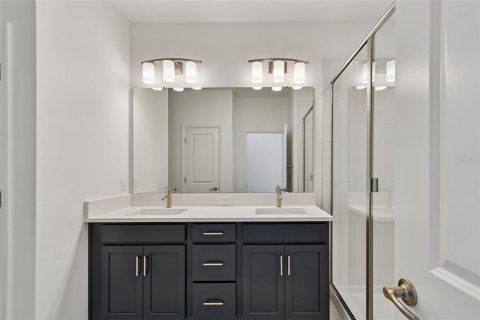 Adosado en venta en Orlando, Florida, 2 dormitorios, 129.13 m2 № 2142352 - foto 20