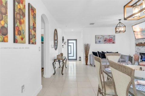 Villa ou maison à vendre à Homestead, Floride: 4 chambres, 174.1 m2 № 1929335 - photo 23