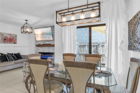 Villa ou maison à vendre à Homestead, Floride: 4 chambres, 174.1 m2 № 1929335 - photo 24