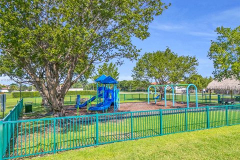 Villa ou maison à vendre à Homestead, Floride: 4 chambres, 174.1 m2 № 1929335 - photo 12