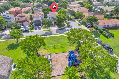 Villa ou maison à vendre à Homestead, Floride: 4 chambres, 174.1 m2 № 1929335 - photo 10
