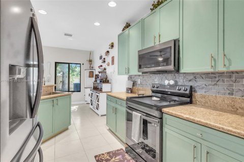 Villa ou maison à vendre à Homestead, Floride: 4 chambres, 174.1 m2 № 1929335 - photo 28