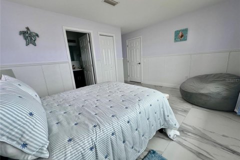 Villa ou maison à louer à Crystal River, Floride: 4 chambres, 259.94 m2 № 2110473 - photo 7