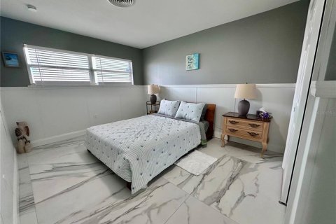 Villa ou maison à louer à Crystal River, Floride: 4 chambres, 259.94 m2 № 2110473 - photo 13