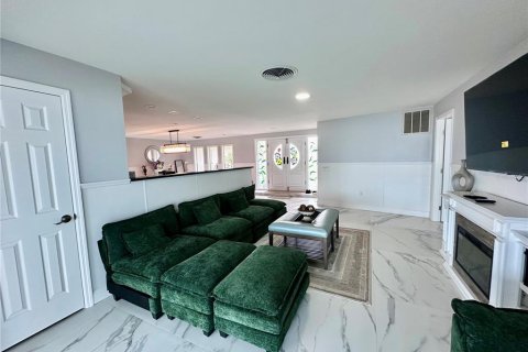 Villa ou maison à louer à Crystal River, Floride: 4 chambres, 259.94 m2 № 2110473 - photo 23