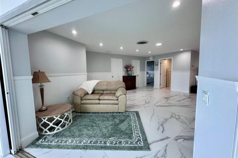Villa ou maison à louer à Crystal River, Floride: 4 chambres, 259.94 m2 № 2110473 - photo 29