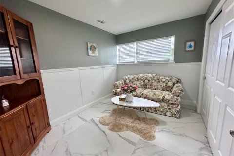 Villa ou maison à louer à Crystal River, Floride: 4 chambres, 259.94 m2 № 2110473 - photo 10
