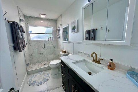 Villa ou maison à louer à Crystal River, Floride: 4 chambres, 259.94 m2 № 2110473 - photo 11