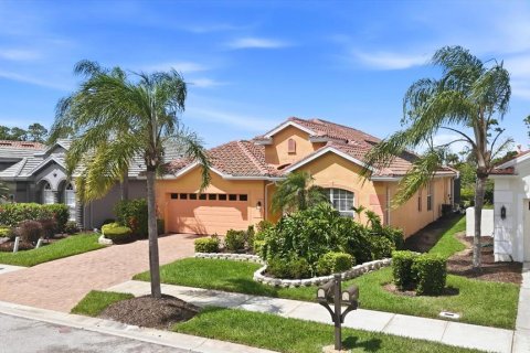 Casa en venta en North Port, Florida, 3 dormitorios, 201.97 m2 № 2145443 - foto 4
