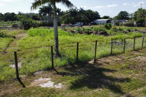 Immobilier commercial à vendre à Miami, Floride № 2177998 - photo 3