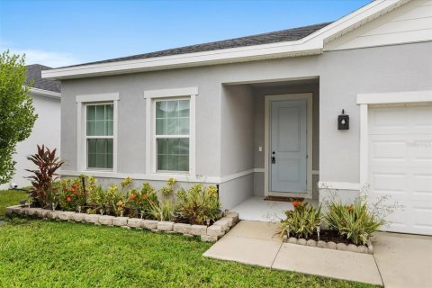 Villa ou maison à vendre à Saint Lucie, Floride: 3 chambres, 187.76 m2 № 2400398 - photo 4