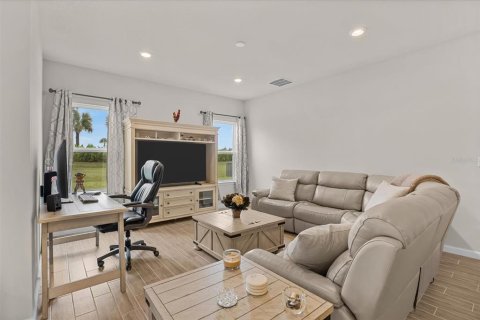 Villa ou maison à vendre à Saint Lucie, Floride: 3 chambres, 187.76 m2 № 2400398 - photo 16