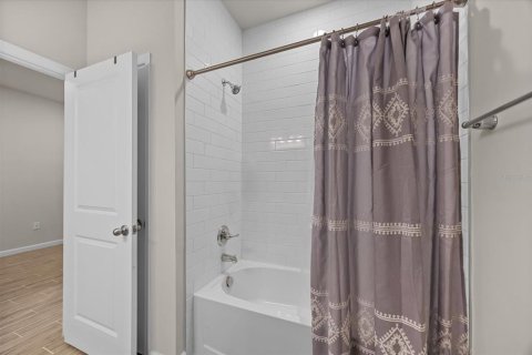 Villa ou maison à vendre à Saint Lucie, Floride: 3 chambres, 187.76 m2 № 2400398 - photo 28