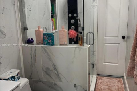 Casa en alquiler en Homestead, Florida, 4 dormitorios, 269.14 m2 № 2055455 - foto 29