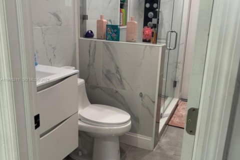 Casa en alquiler en Homestead, Florida, 4 dormitorios, 269.14 m2 № 2055455 - foto 28