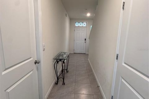House in Plant City, Florida 3 bedrooms, 185.25 sq.m. № 2198350 - photo 3