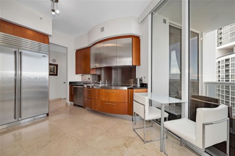 Condo in Sunny Isles Beach, Florida, 3 bedrooms  № 1996231 - photo 7